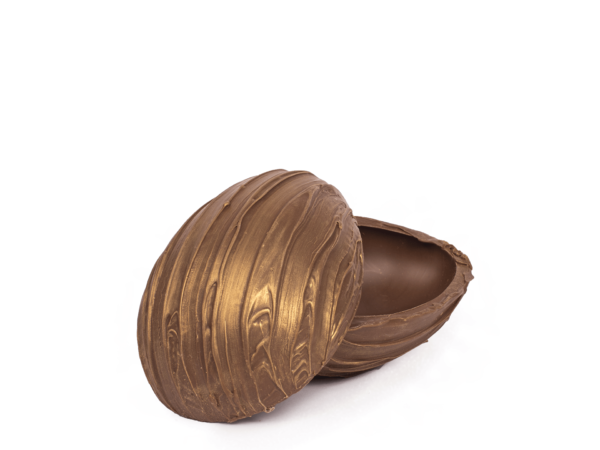 Striped shells 15 cm-Decorated milk chocolate